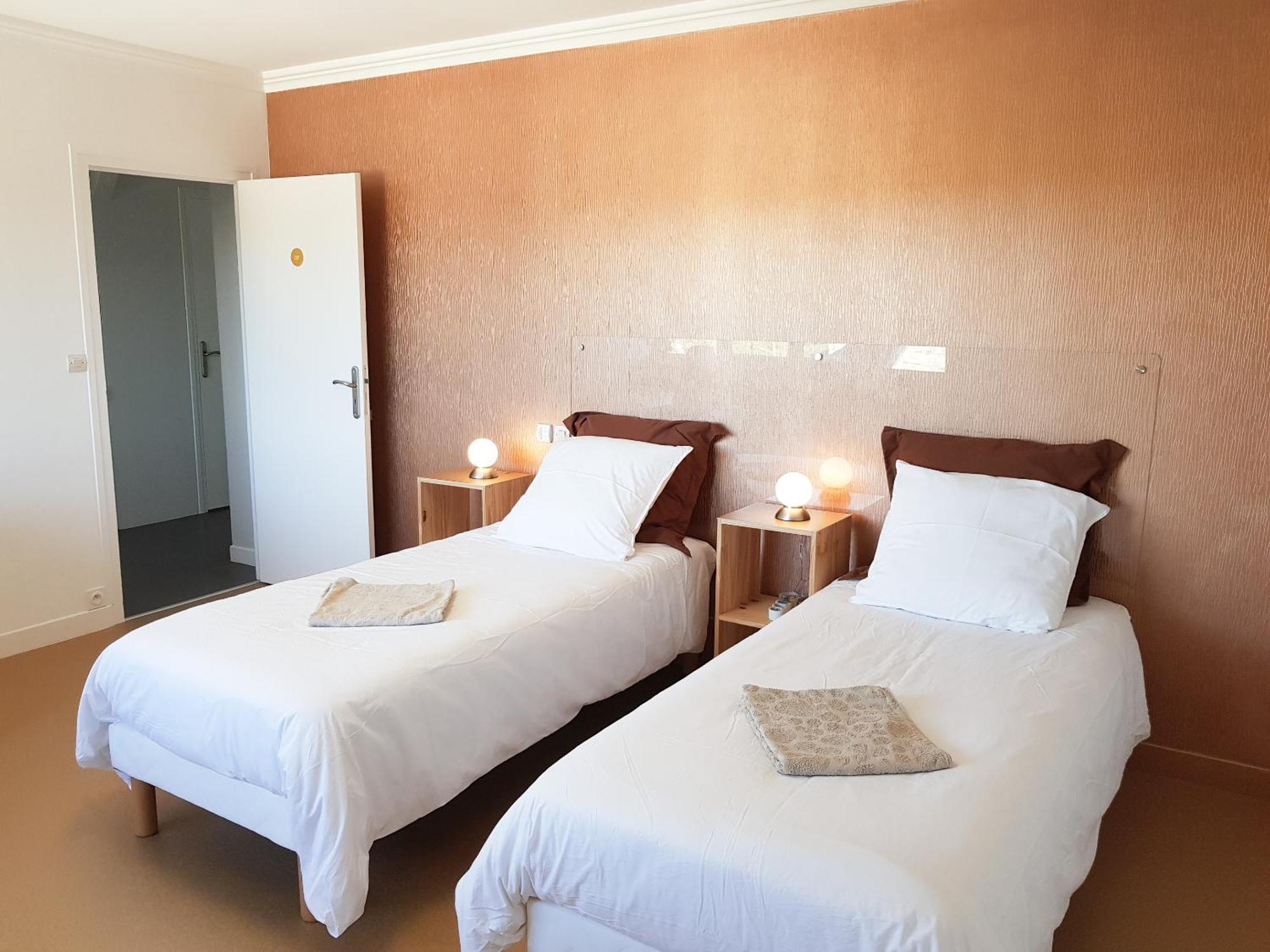 Les Balcons Du Tregor Bed & Breakfast ลันยง ภายนอก รูปภาพ